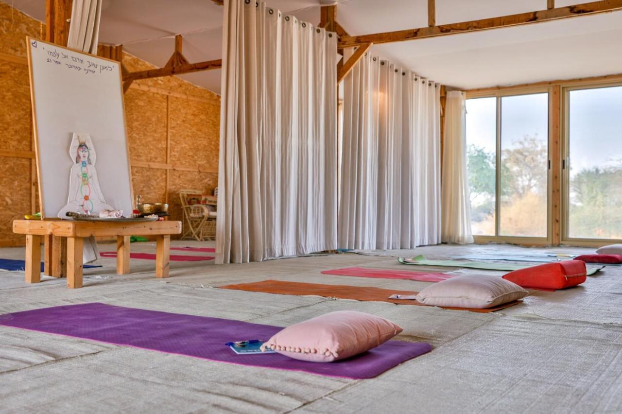 Desert Days Mud Cabin'S Resort Tzukim Екстер'єр фото