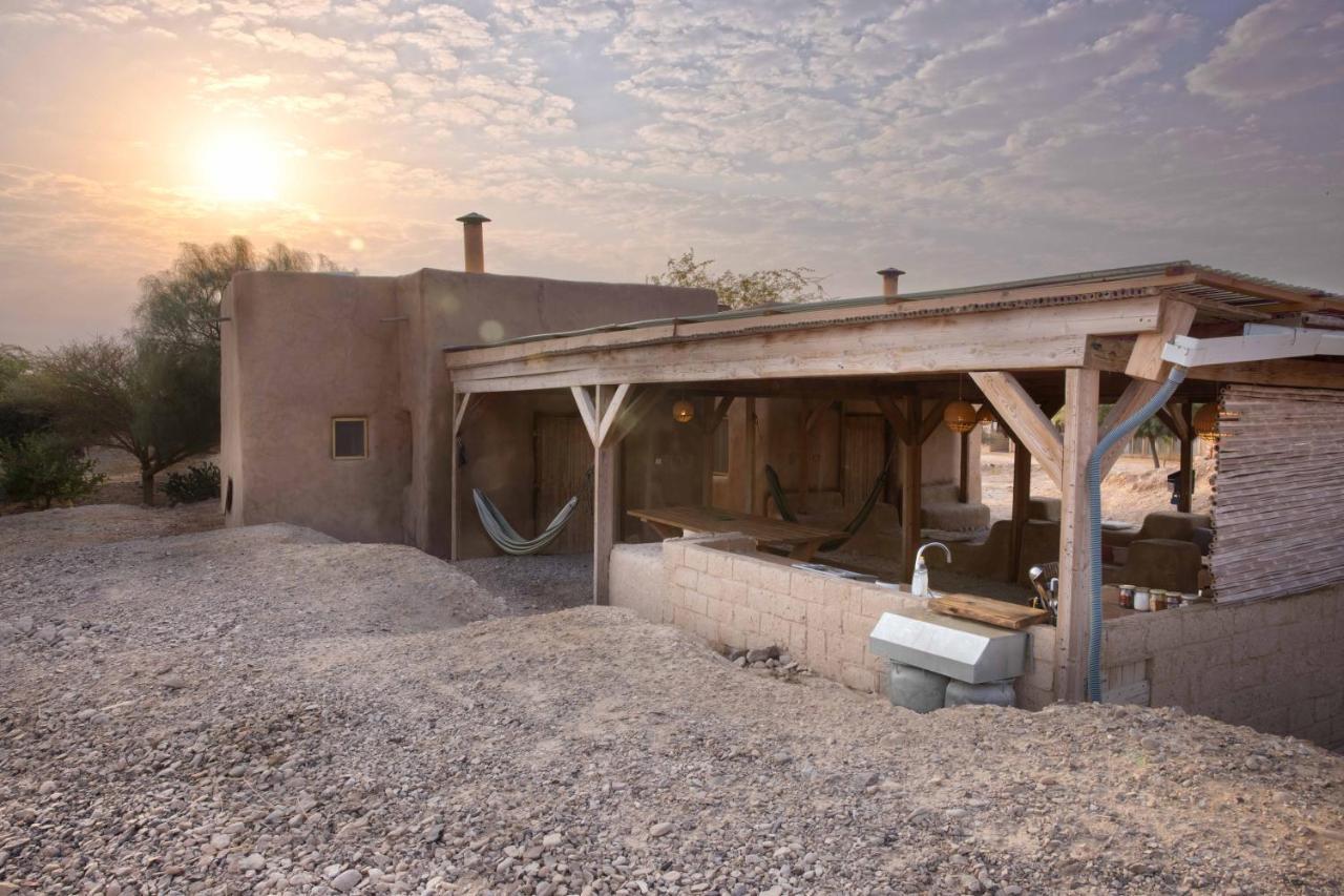 Desert Days Mud Cabin'S Resort Tzukim Екстер'єр фото