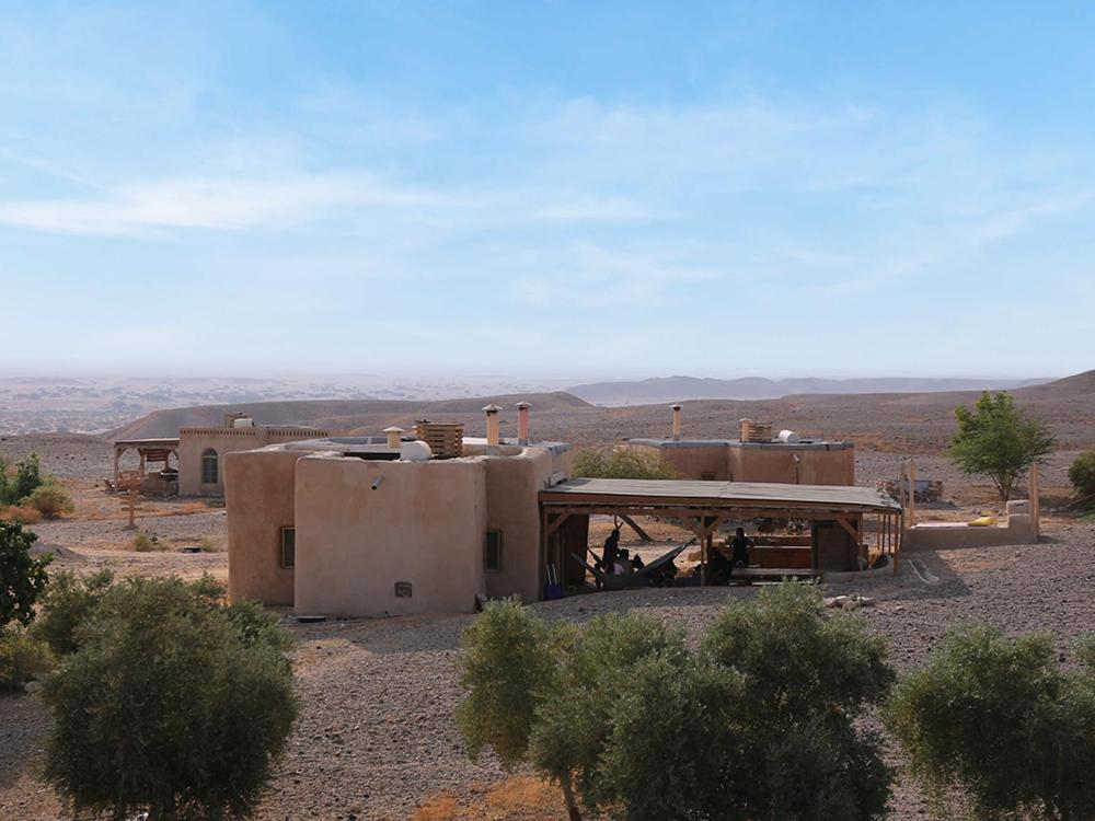 Desert Days Mud Cabin'S Resort Tzukim Екстер'єр фото